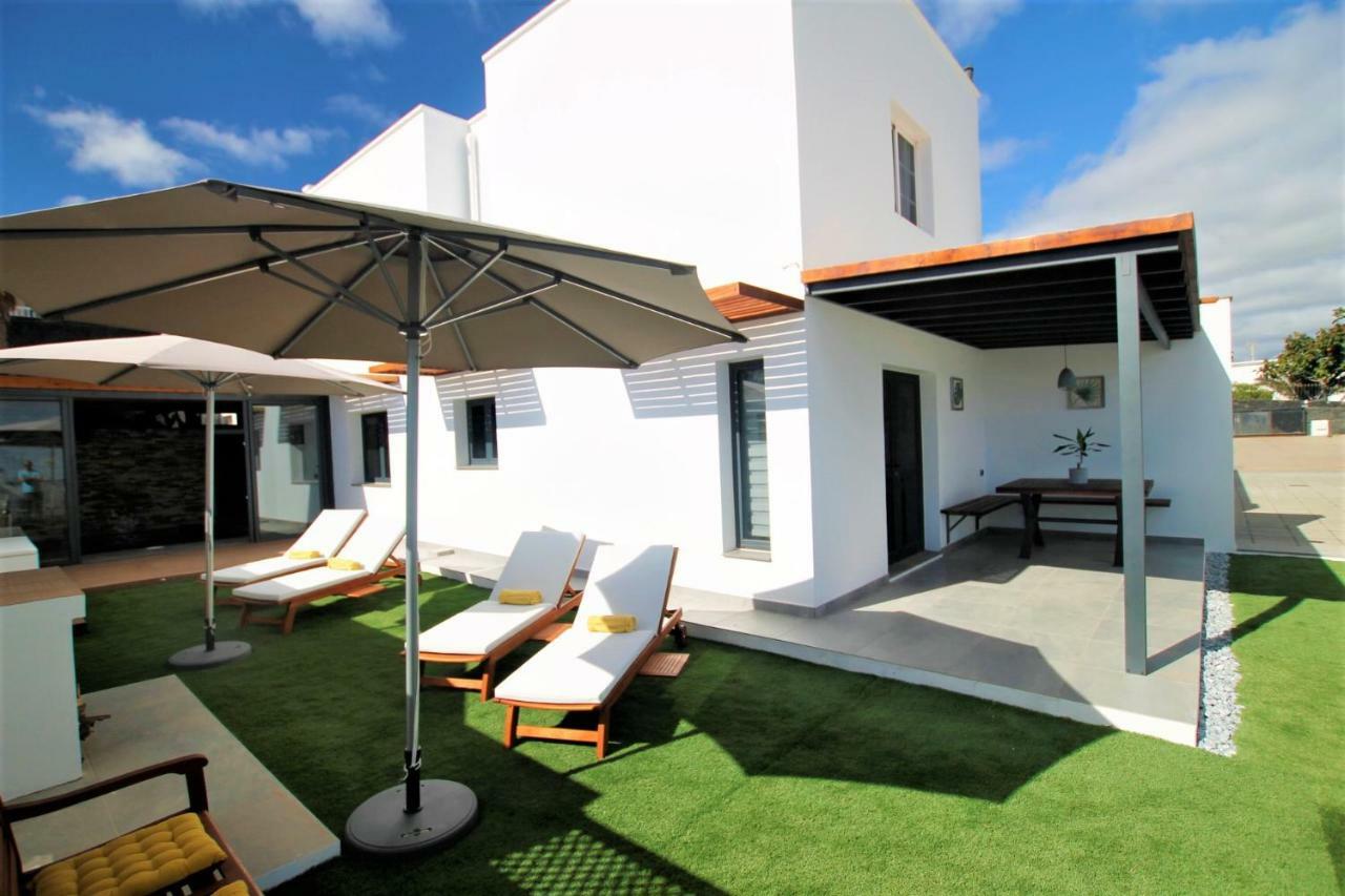 Vila Holiday House And Spa Lanzarote Tías Exteriér fotografie