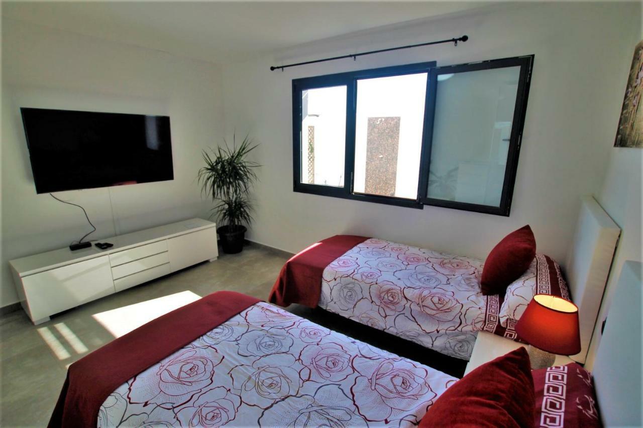 Vila Holiday House And Spa Lanzarote Tías Exteriér fotografie