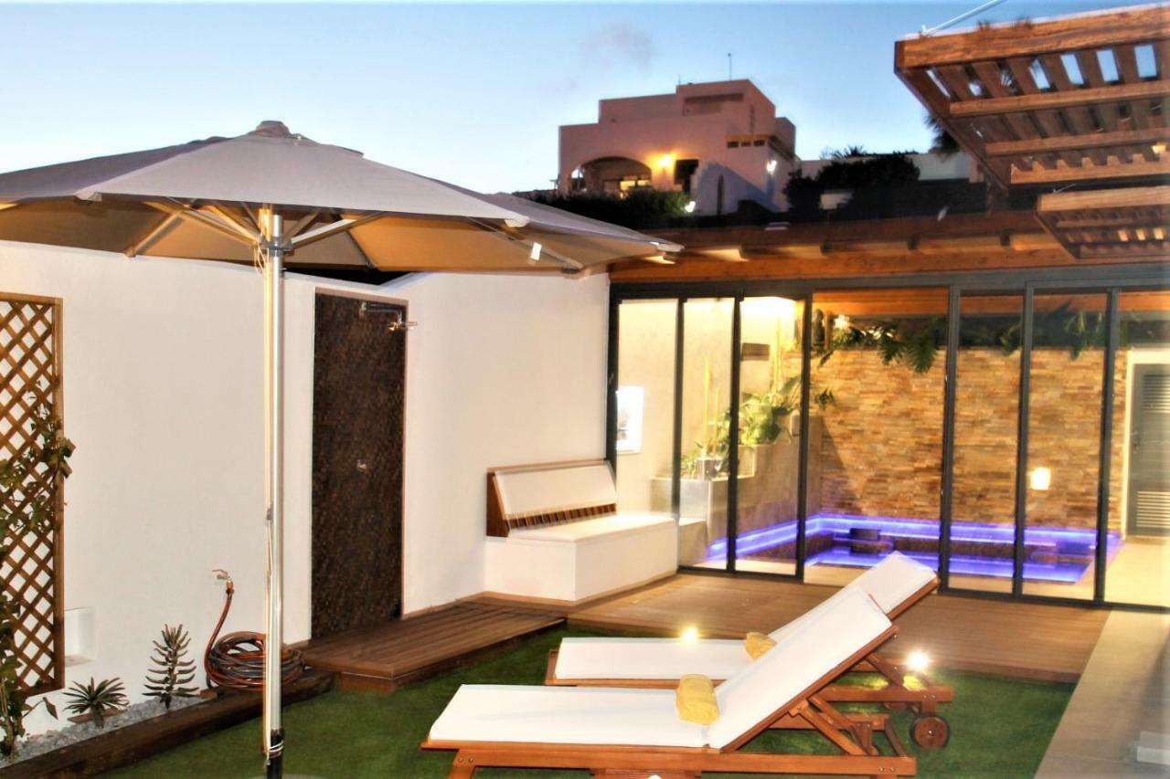 Vila Holiday House And Spa Lanzarote Tías Exteriér fotografie