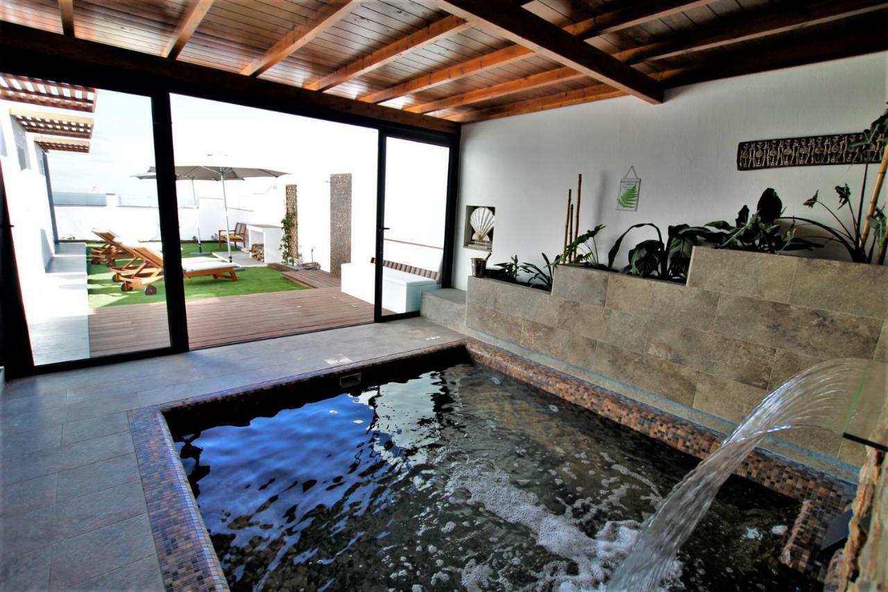 Vila Holiday House And Spa Lanzarote Tías Exteriér fotografie