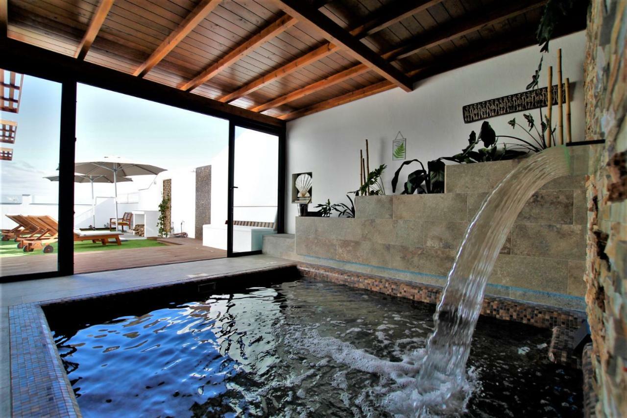 Vila Holiday House And Spa Lanzarote Tías Exteriér fotografie