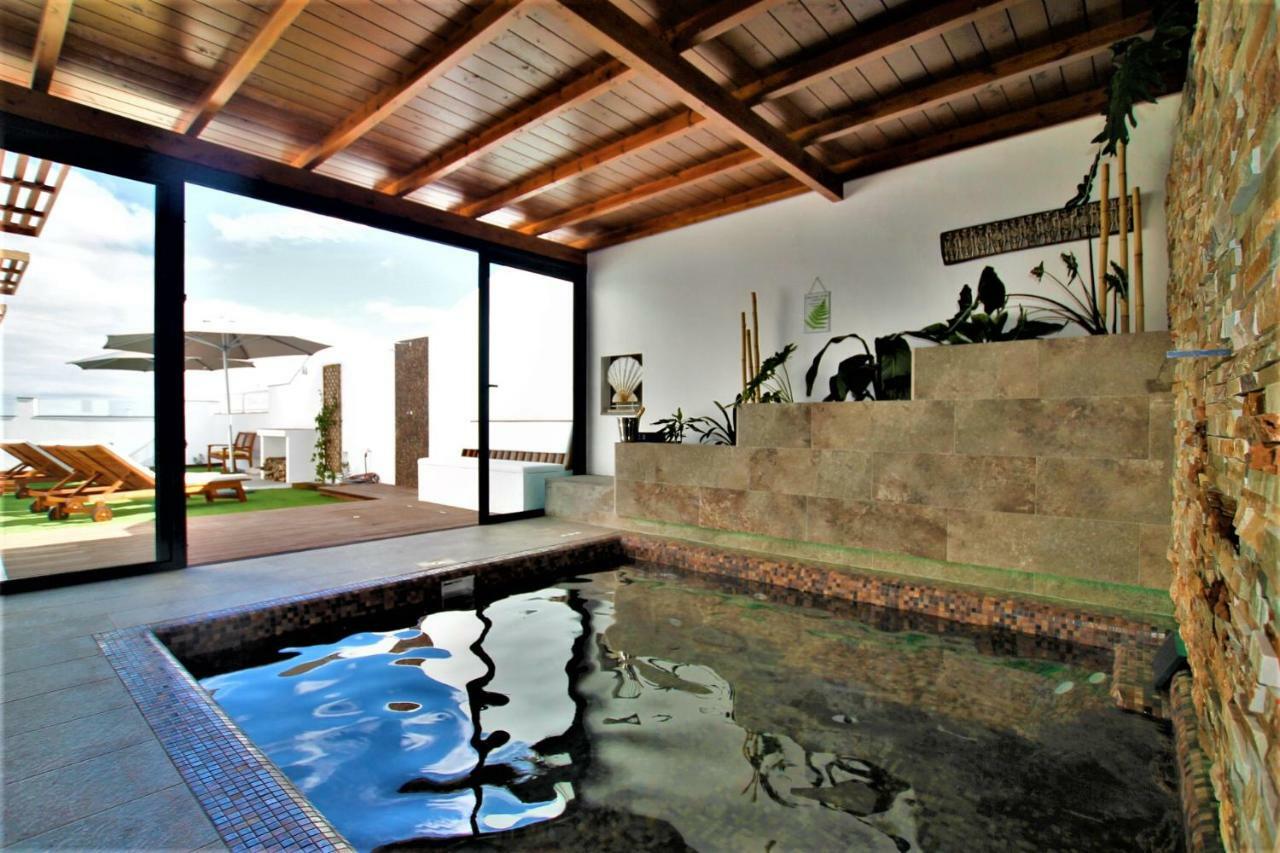 Vila Holiday House And Spa Lanzarote Tías Exteriér fotografie
